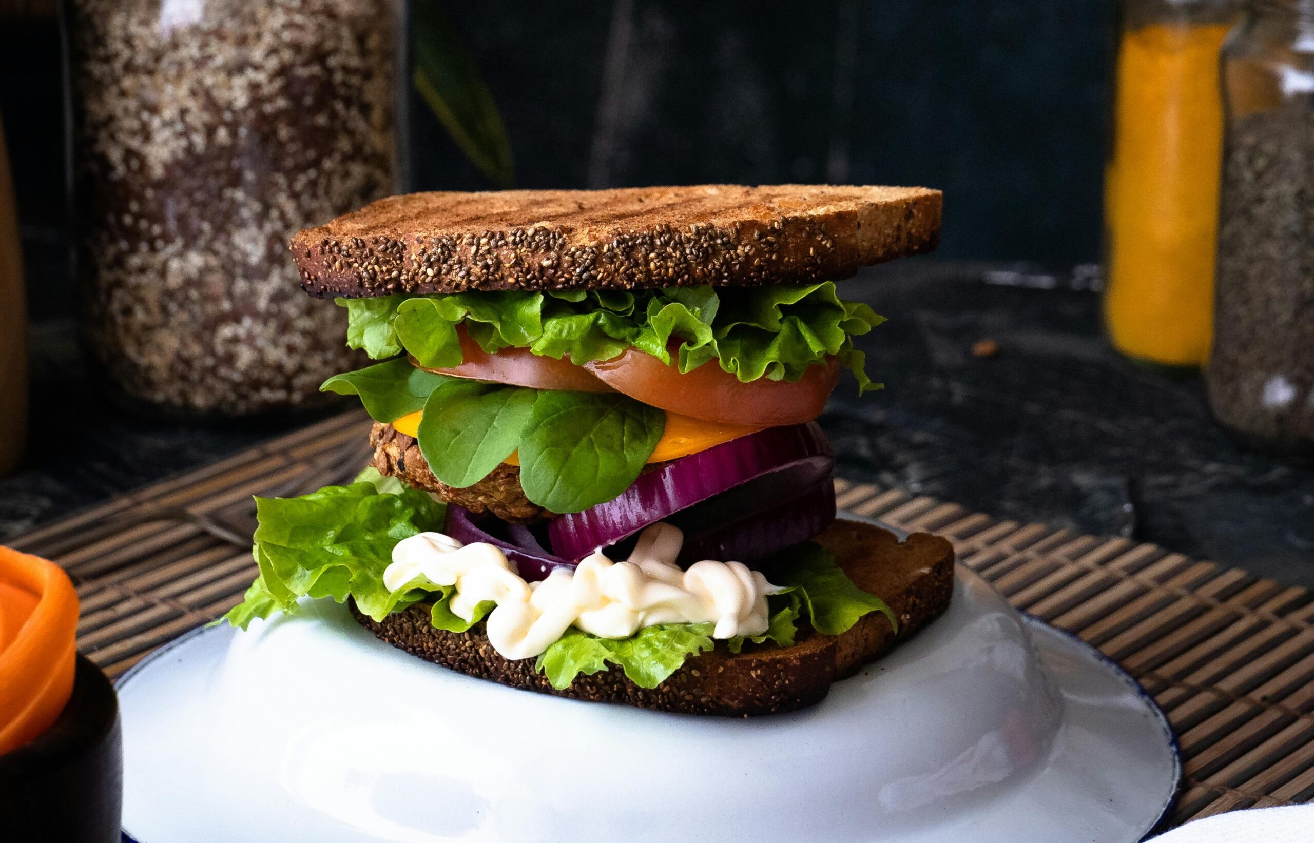 Hi melt cheese slices - ideal for stackable sandwich, burgers and more